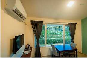 Commune18 Resorts