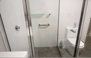 Seafield Tower Glenelg Apartment no 2
