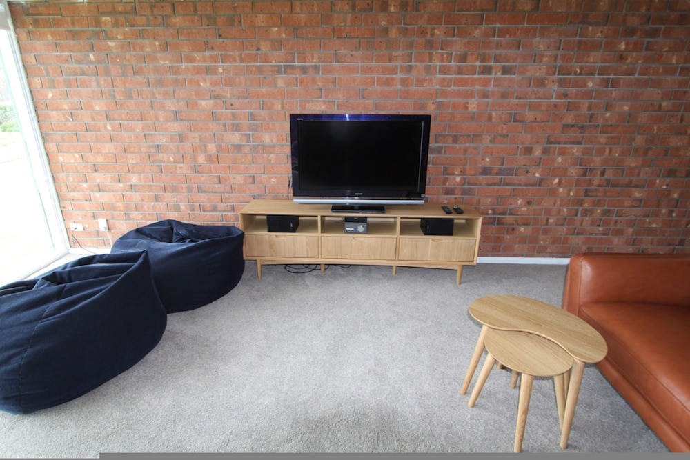 Southern Sands Beachfront Apartment