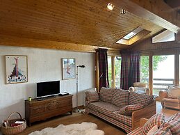 Chalet With Mesmerizing Mountain View