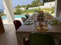 Holiday Home With Spacious Pool