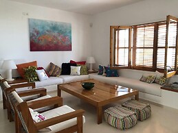 Holiday Home With Spacious Pool