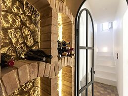 Stylish Holiday Home With Deia Views