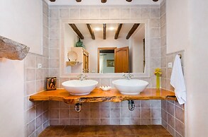 Son Duri - Villa With Private Pool