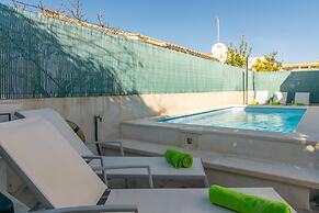 Casa Blanca - Villa With Pool