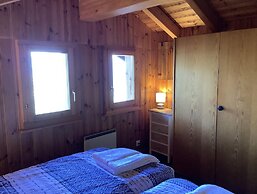 Sunny Chalet in Veysonnaz With Garden