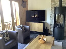 Sunny Chalet in Veysonnaz With Garden