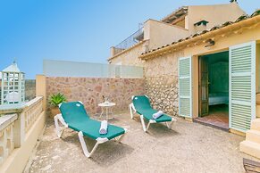 - House In