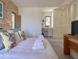 Holiday Home With Central Heating