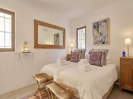 Holiday Home With Central Heating