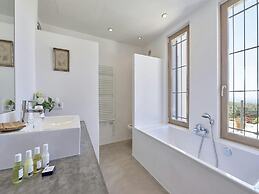 Holiday Home With Central Heating