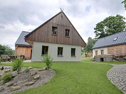 Beautiful Pondside Villa