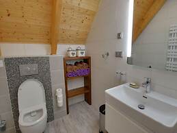 Beautiful Pondside Villa