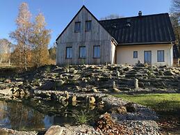 Beautiful Pondside Villa