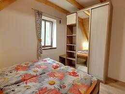 Beautiful Pondside Villa