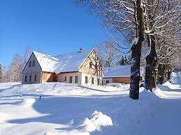 Beautiful Pondside Villa