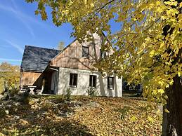 Beautiful Pondside Villa