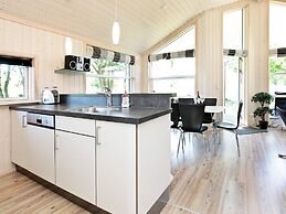 5 Star Holiday Home in Grossenbrode