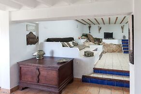 - House In