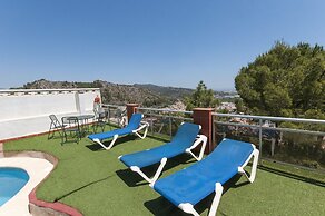 - House In