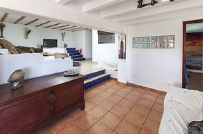 - House In