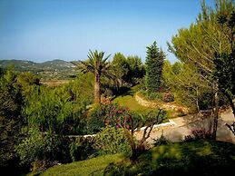 Holiday Home With Alfresco Dinning