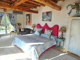 Holiday Home With Alfresco Dinning