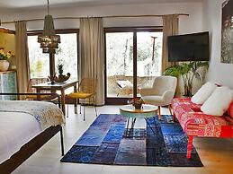 Holiday Home With Alfresco Dinning