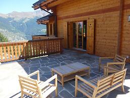 Chalet in Les Masses With ski Storage