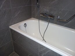Apartment With Free Shuttle