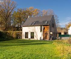 Beautiful Villa With Spacious Rooms