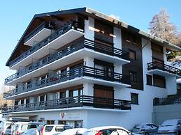Classy Apartment Amid Hills