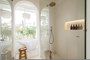 Mazari Luxury Villas