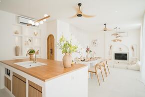 Mazari Luxury Villas
