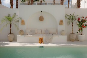 Mazari Luxury Villas