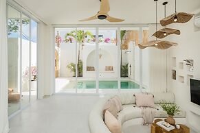 Mazari Luxury Villas