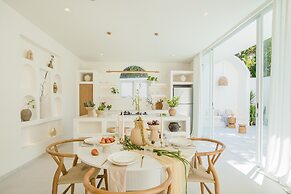 Mazari Luxury Villas