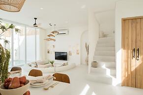 Mazari Luxury Villas