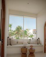 Mazari Luxury Villas