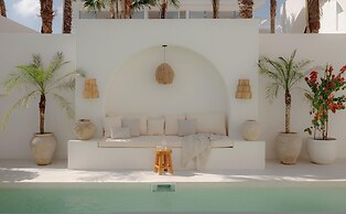 Mazari Luxury Villas