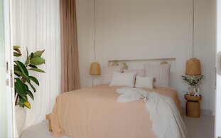 Mazari Luxury Villas