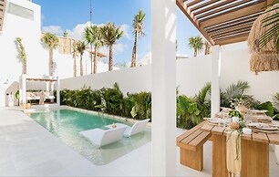 Mazari Luxury Villas