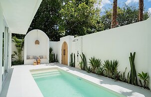 Mazari Luxury Villas
