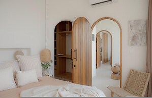 Mazari Luxury Villas