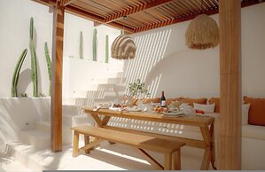 Mazari Luxury Villas