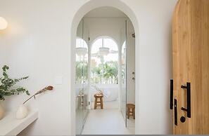 Mazari Luxury Villas