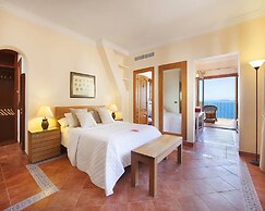 Villa in Tranquil Location
