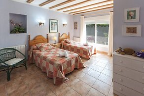Frederic - Villa With Private Pool