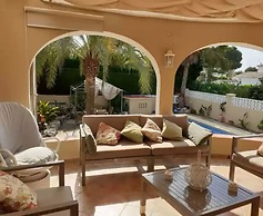 Frederic - Villa With Private Pool