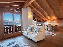 Chalet in Veysonnaz With hot tub